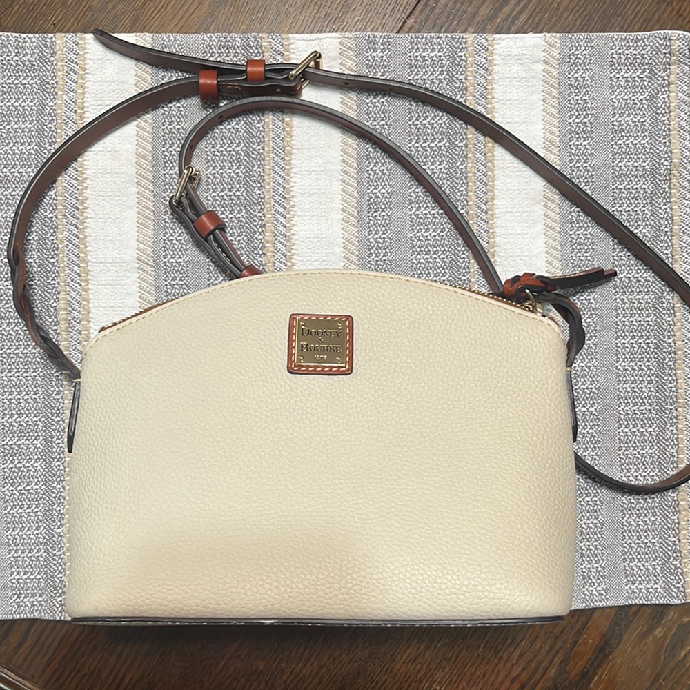 Dooney & Bourke Pebble Grain Robin Crossbody